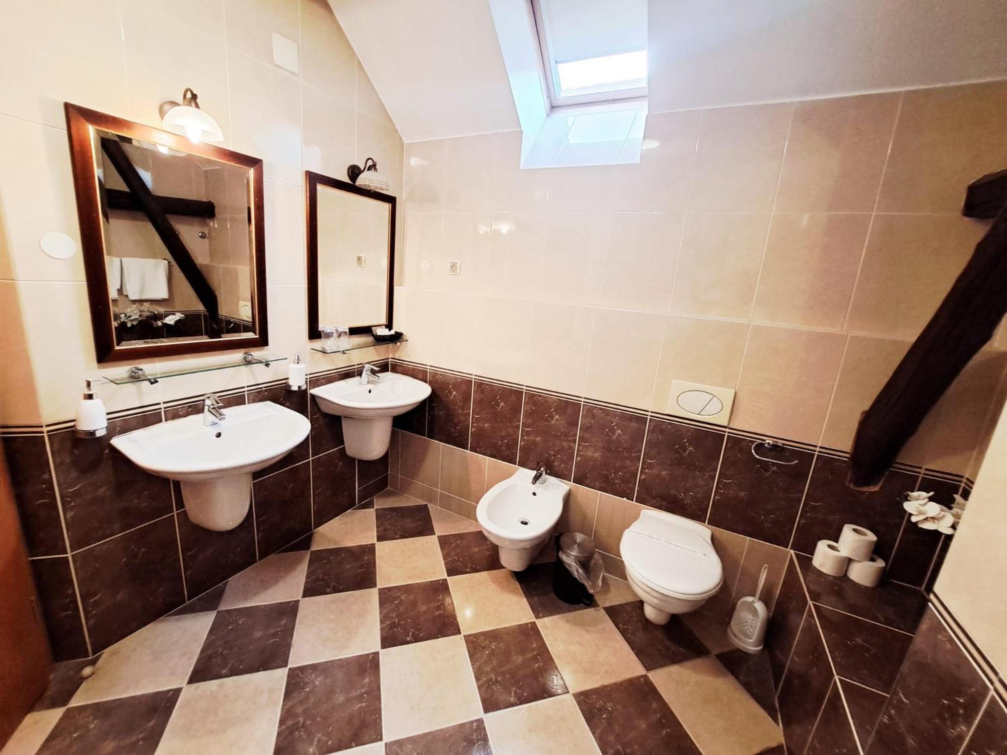 Hotel Livadic Samobor Εξωτερικό φωτογραφία