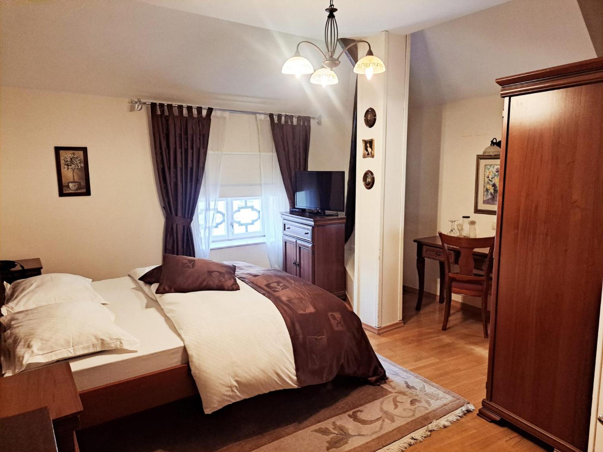 Hotel Livadic Samobor Εξωτερικό φωτογραφία