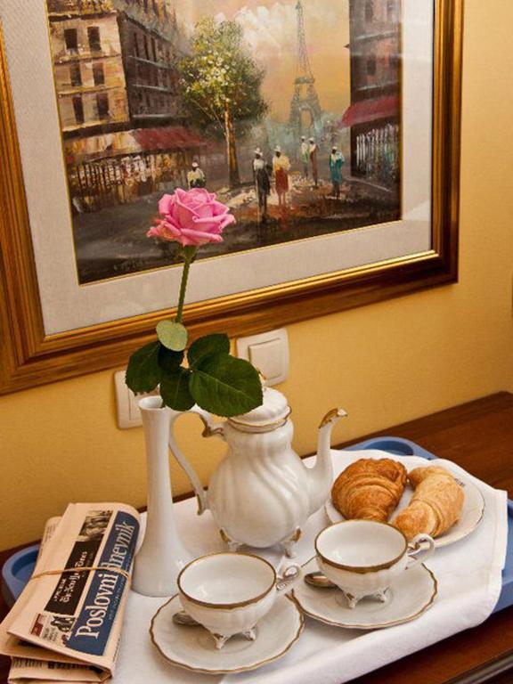 Hotel Livadic Samobor Εξωτερικό φωτογραφία
